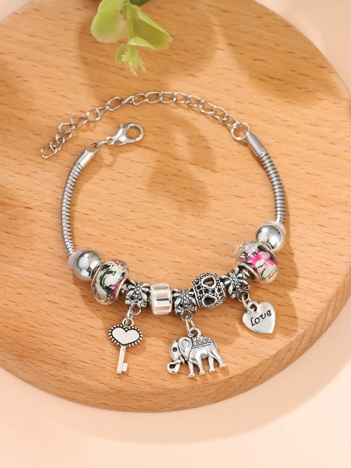 1pc Fashion Zinc Alloy Elephant & Heart Charm Bead Decor Bracelet For Women For Gift