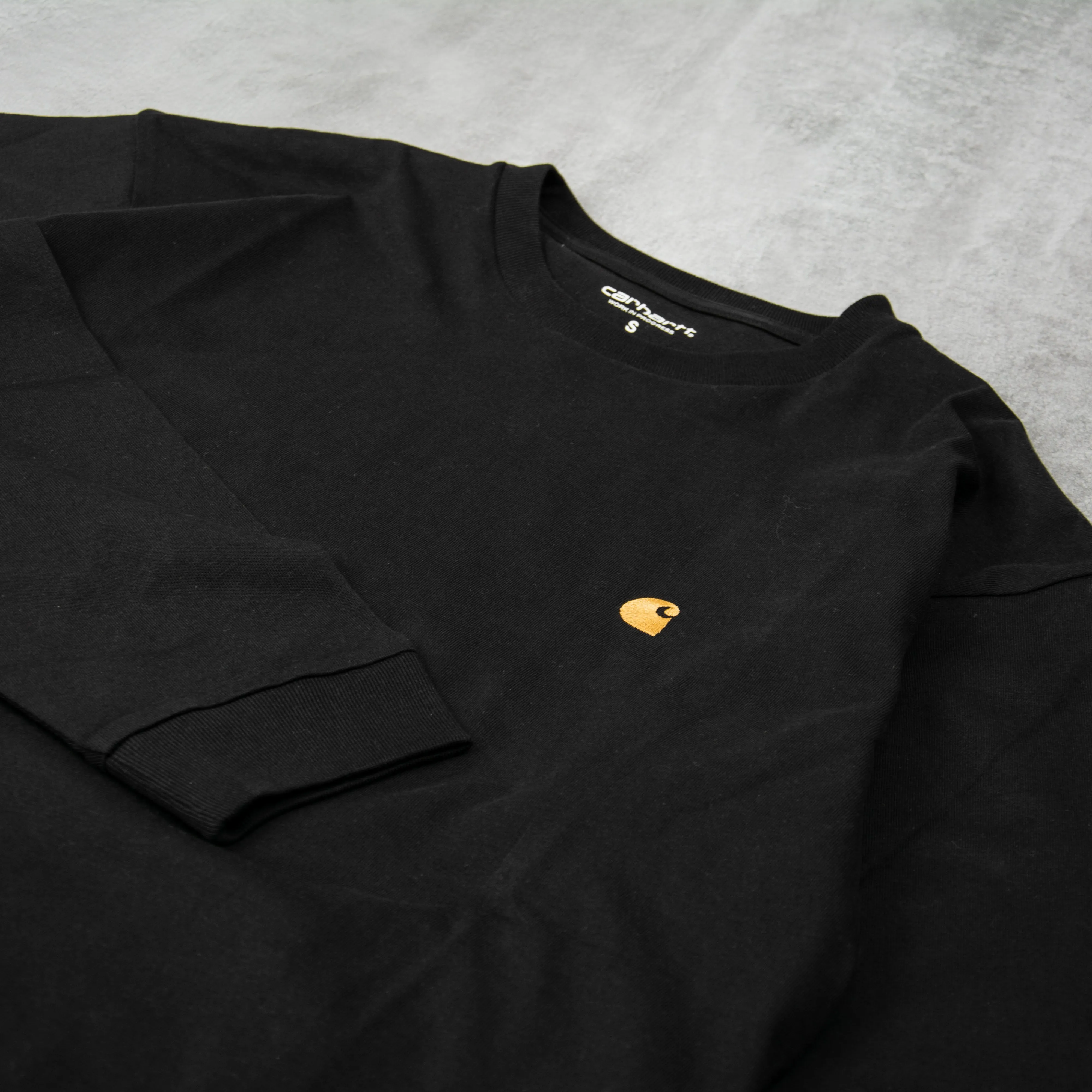 Carhartt WIP Chase L/S Tee - Black / Gold