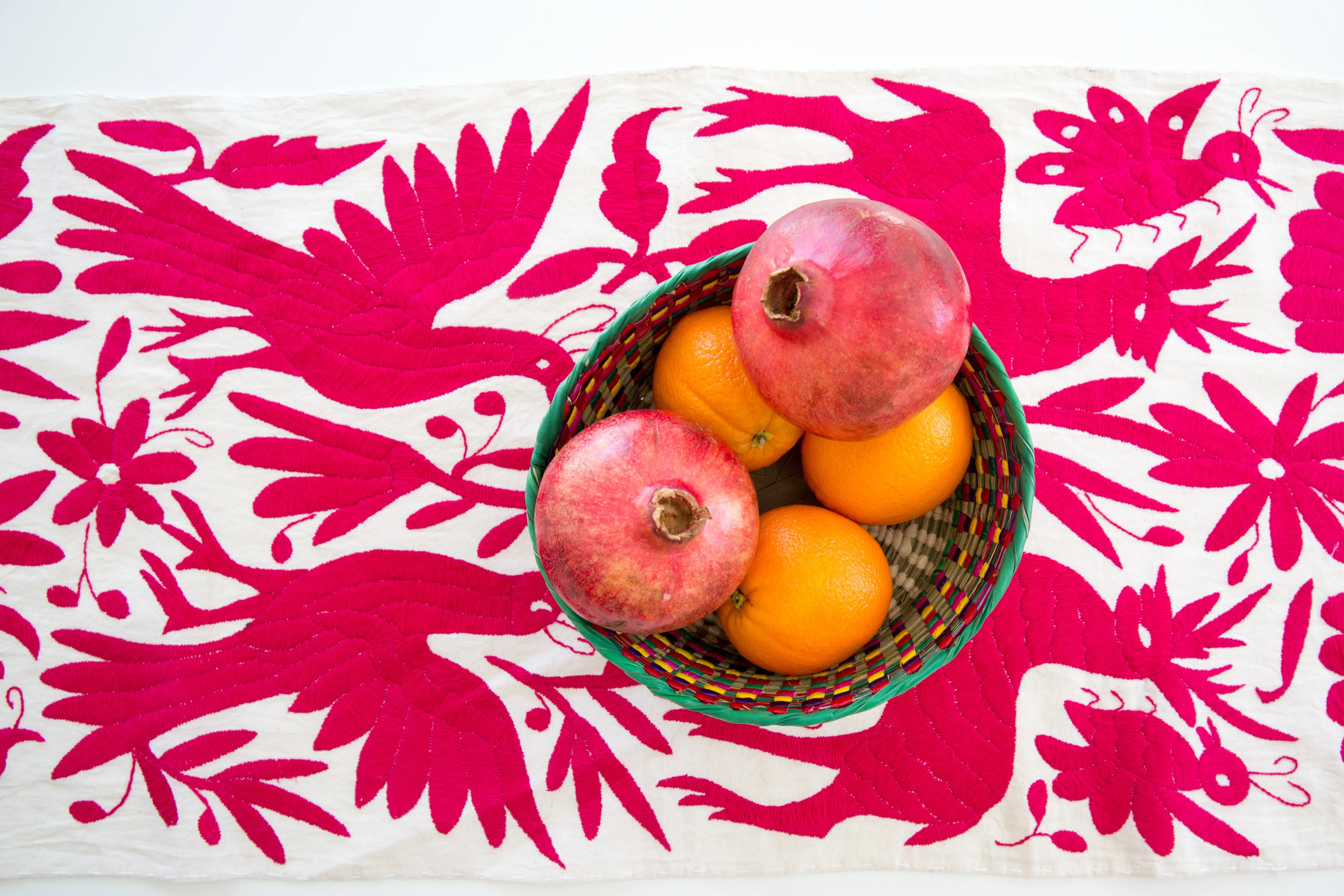 FUCHSIA OTOMI TABLE RUNNER