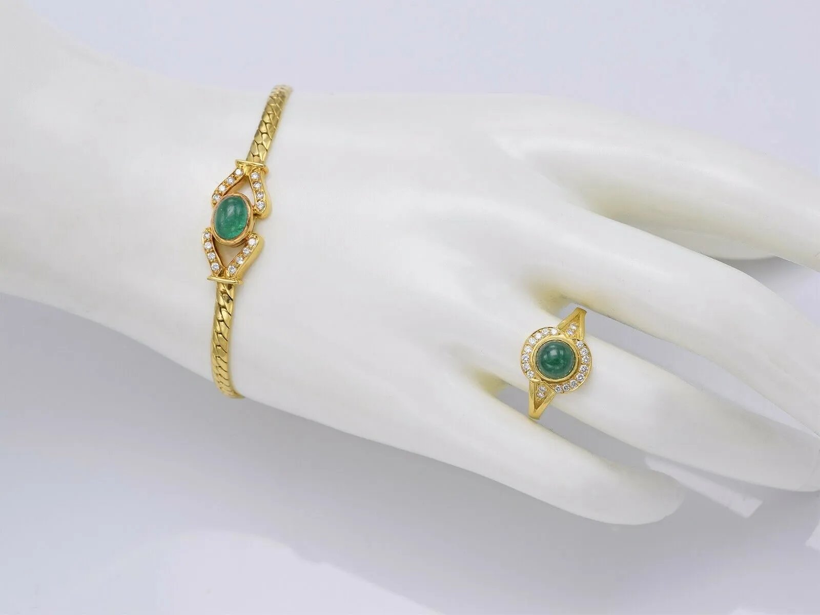 H. STERN 18K Gold Emerald & 1.49 TCW Diamond Necklace Bracelet Earring Ring Set