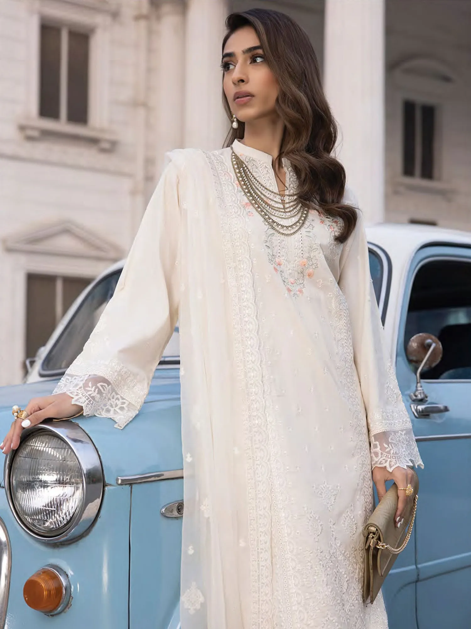 Lakhany Off-White Unstitched Embroidered Lawn 3-Piece Suit (LG-IZ-0075)