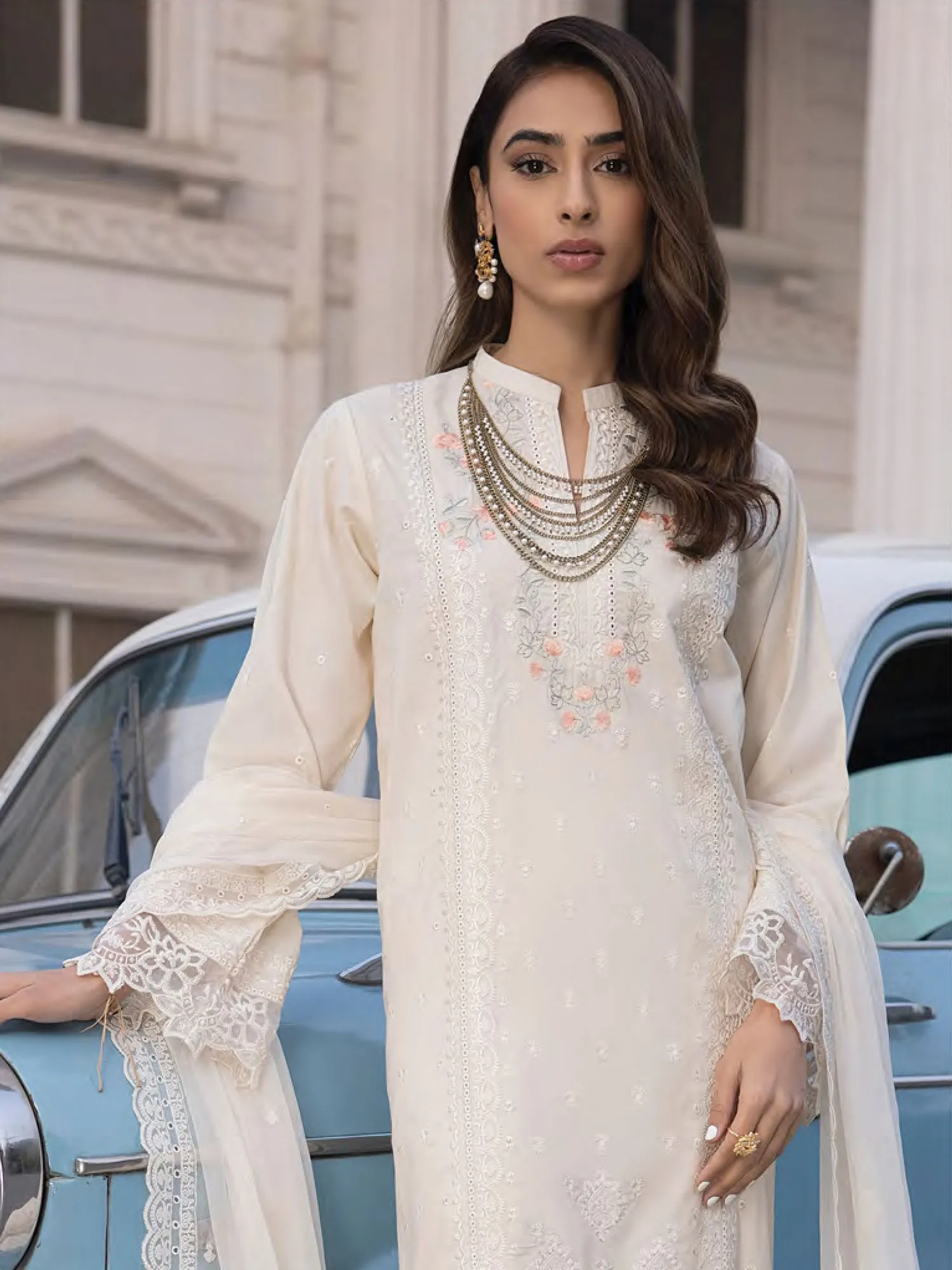 Lakhany Off-White Unstitched Embroidered Lawn 3-Piece Suit (LG-IZ-0075)