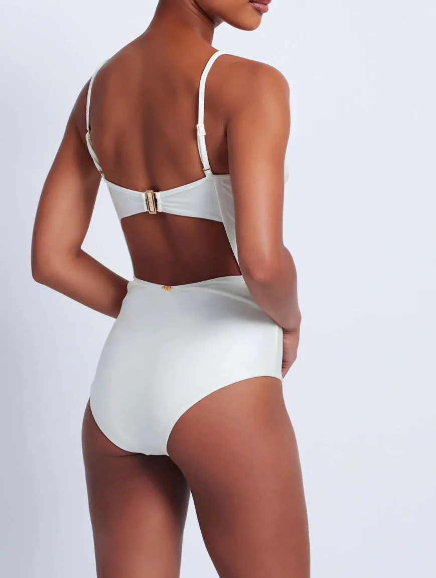 Patbo - Corset Waist One Piece - White