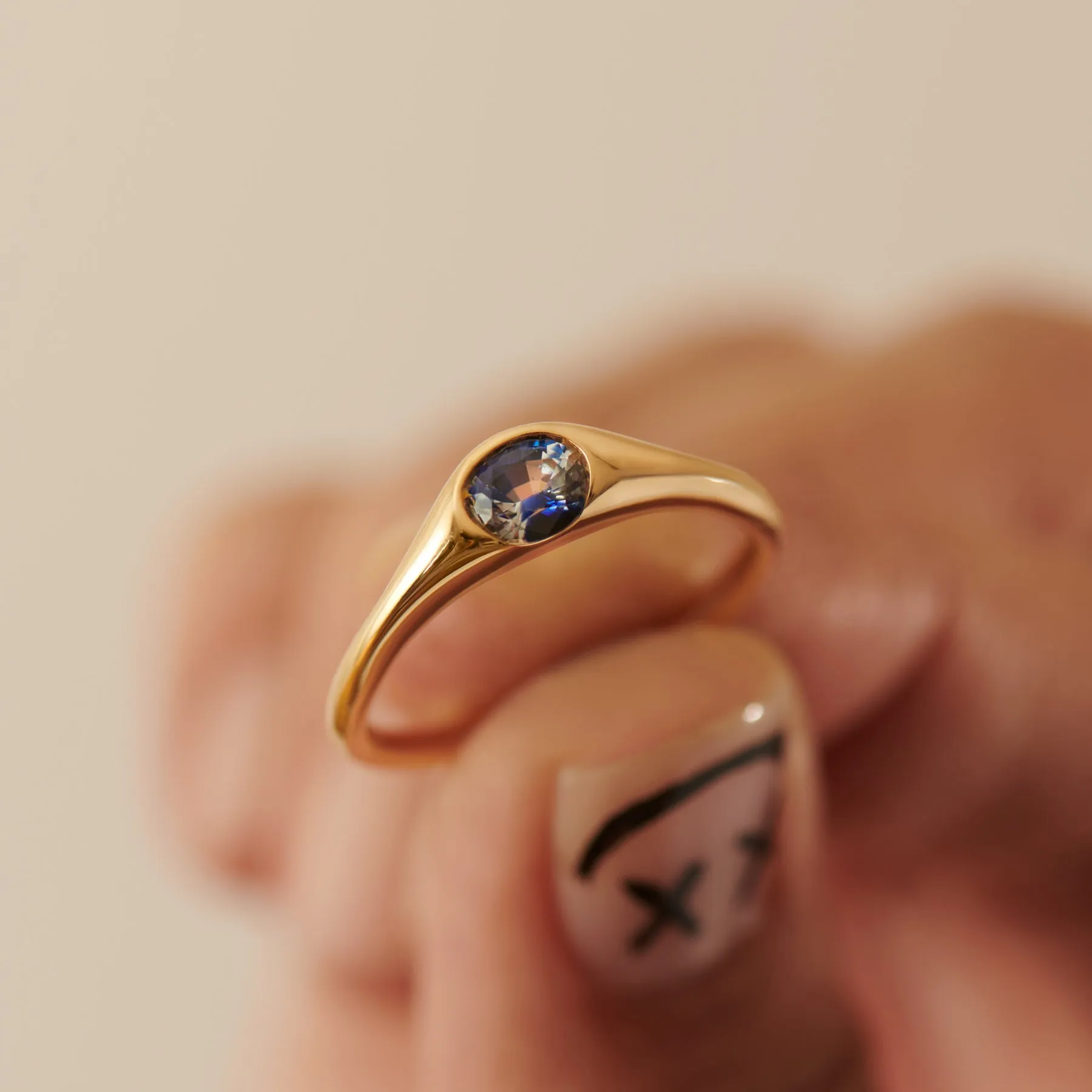 Tidal OOAK Parti Sapphire Signet Ring