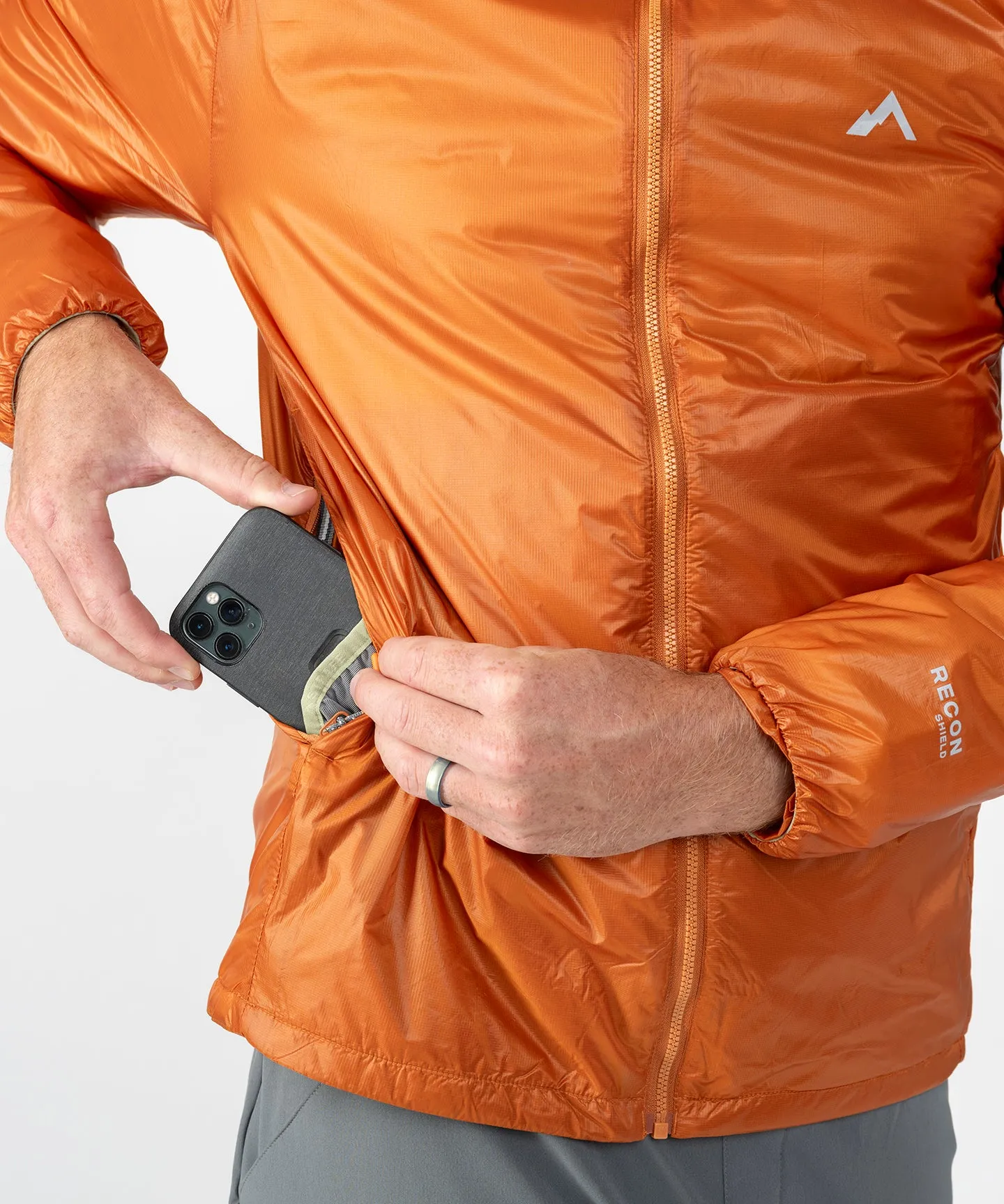 Ultralight Aero Insulator